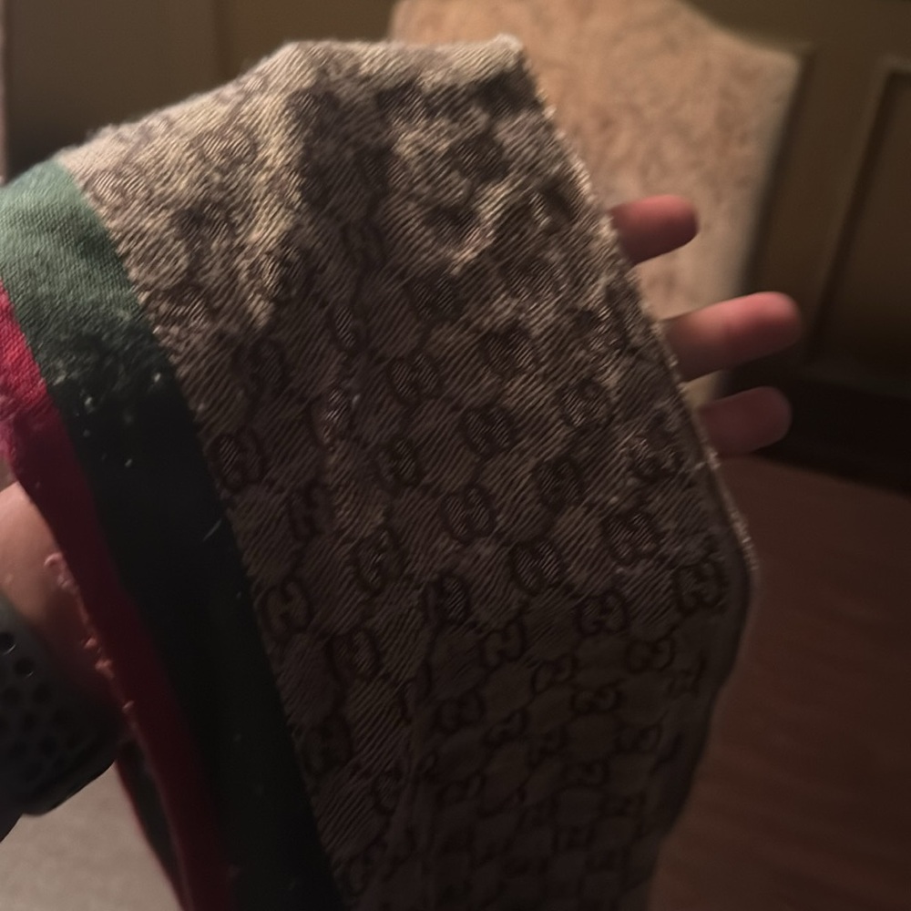 Gucci monogram scarf - Picture 2 of 2